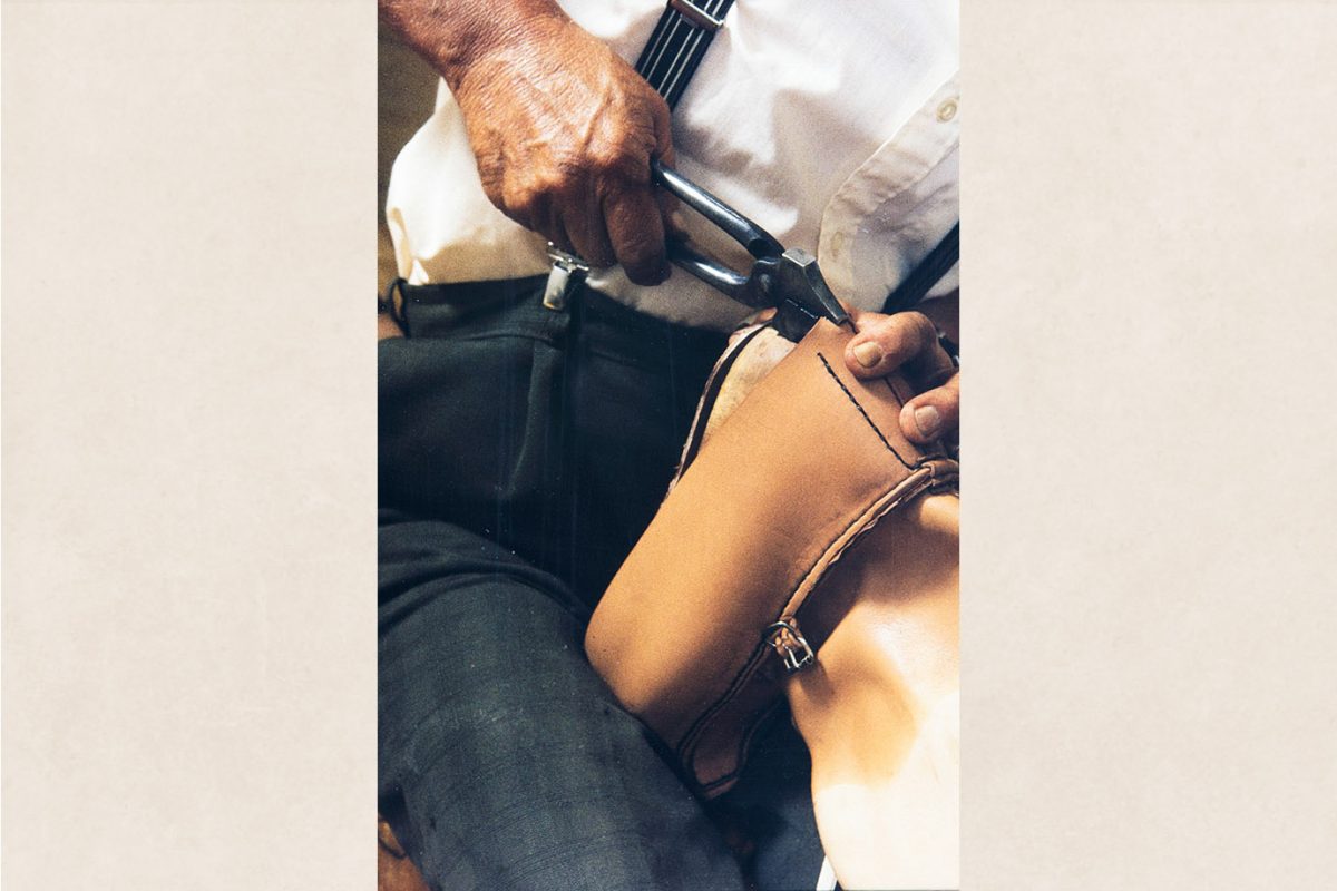 47_2282_123_valmis Установка колодки в сапог, 1982 г. Снимок: Кари Ямсен / КУХМУ