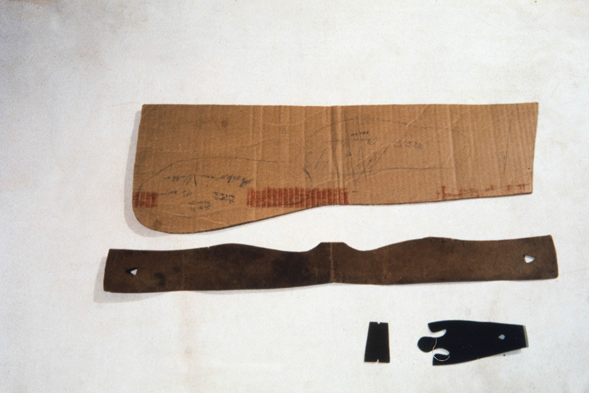 5000_0006_valmis Patterns used by Shoemaker Vihtori Heikkinen in 1978. Photo: Juha Miettinen / KUHMU